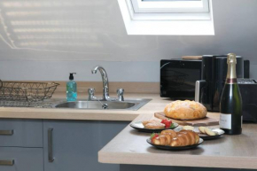 Pass the Keys Modern en-suite room in country PubRestaurant 1